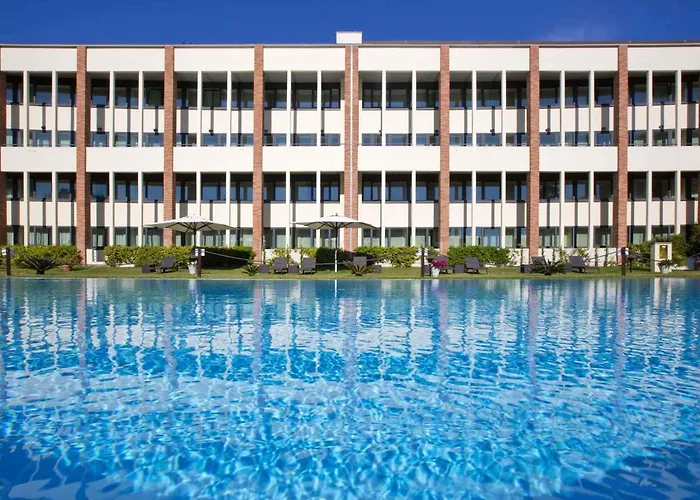 Mercure Leonardo da Vinci Rome Airport Fiumicino
